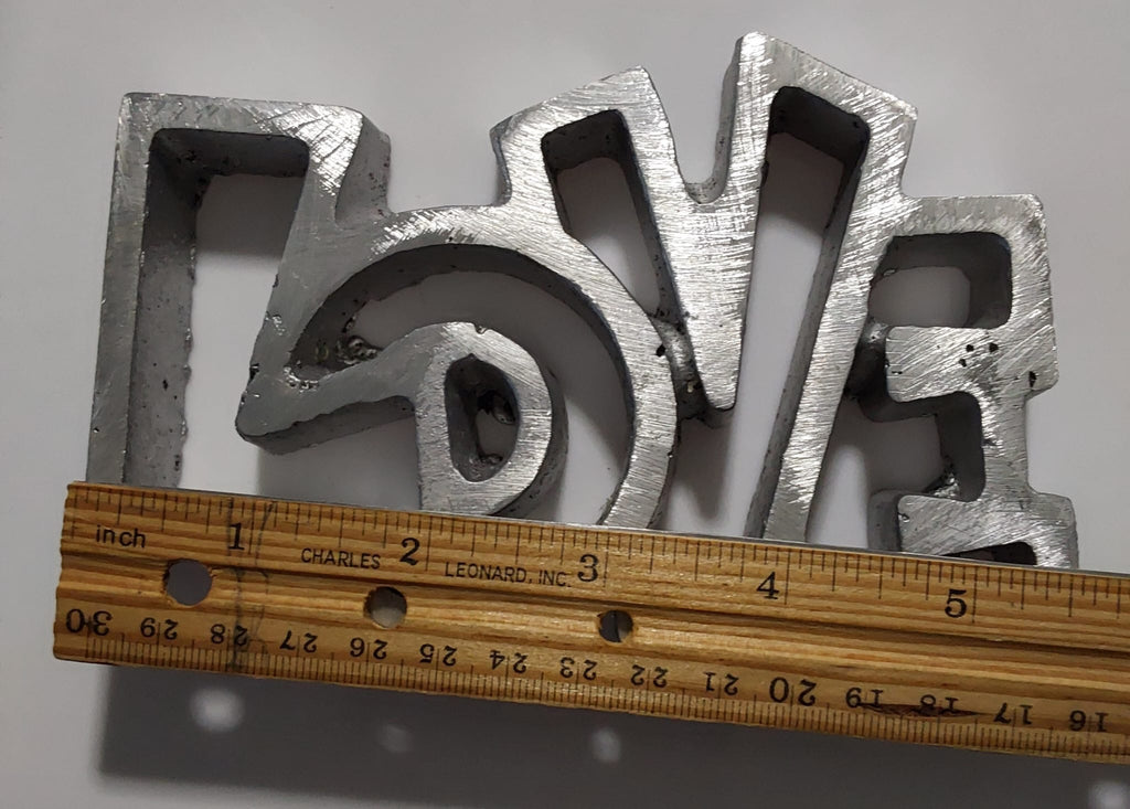 Love 5.5 in- Molde para Buñuelo de Viento